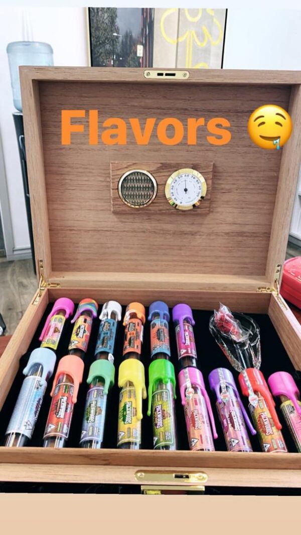 Packwoods Boss Box: The Ultimate Luxury Cannabis Experience - Image 3