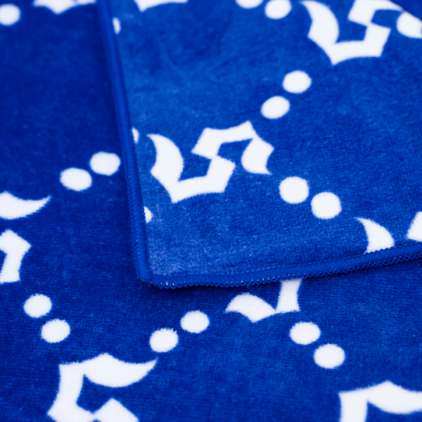 STIIIZY Beach Towel | Bold, Soft & Ultra-Absorbent - Image 2